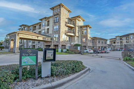 West-Oak-Village 23